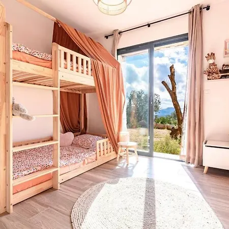 Altea , Au Coeur Du Maquis , 4 , Prázdninový dům Figari (Corsica)